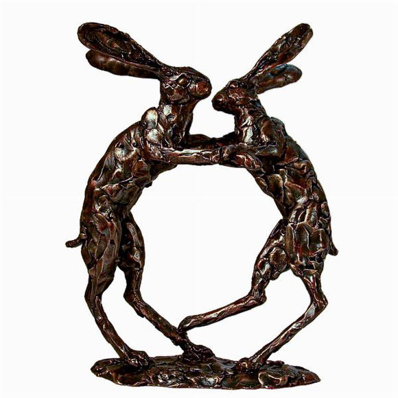 Frith Sculptures Hares Boxing PJ038