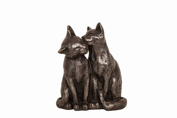 Frith Sculptures Loving Cats - Frith SN052