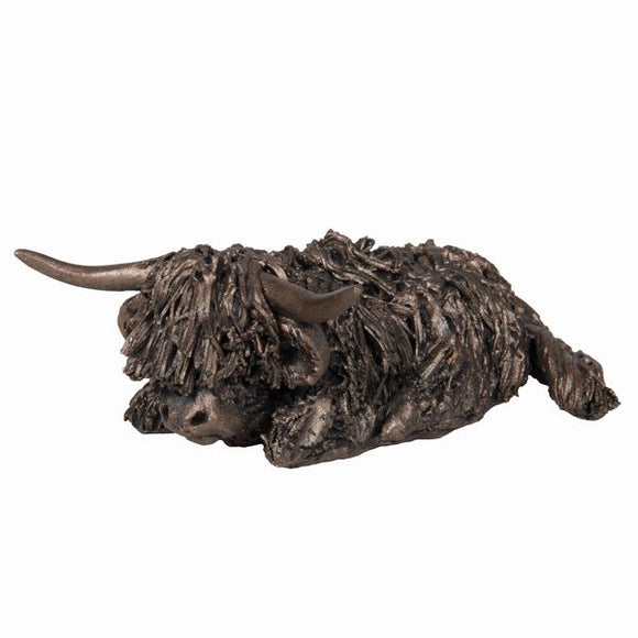 Frith Sculptures MINIMA - Morag Sitting Highland Cow - MINIMA VBM001