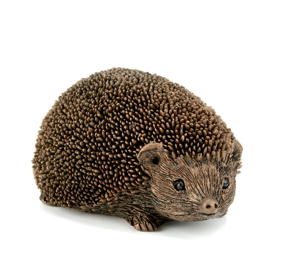New Frith wildlife Sculpture - WIGGLES the HEDGEHOG by Thomas Meadows - TM044 - Gifteasy Online