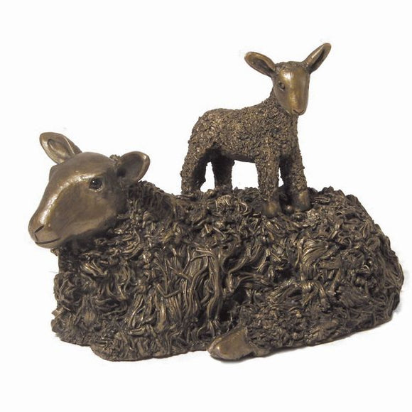 Frith Sculptures  Ewe and lamb - Gifteasy Online